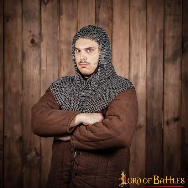 File:Kettenhaube-klassisch-konifiziert-id-9-m-lb-344n 1.jpg